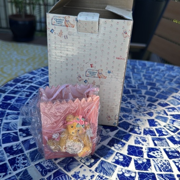 cherished Teddies Valentine bear resin - Picture 5 of 6